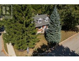 130 DUCHESS AVENUE - 40