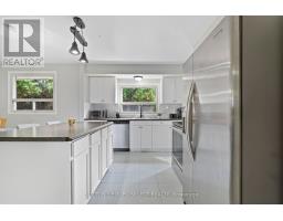 12 KINBURN CRESCENT - 15