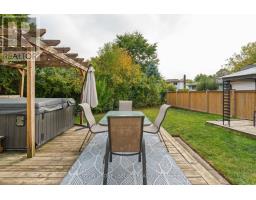 12 KINBURN CRESCENT - 37