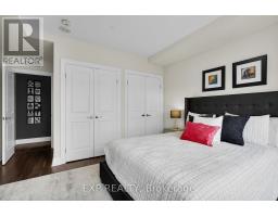 709 - 260 VILLAGEWALK BOULEVARD - 26