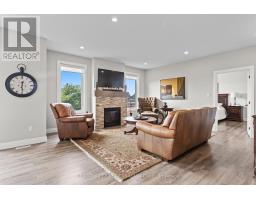 3 - 10038 OXBOW DRIVE - 12