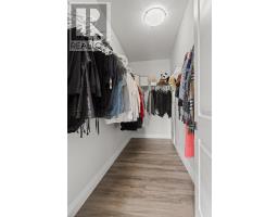 3 - 10038 OXBOW DRIVE - 20