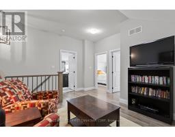 3 - 10038 OXBOW DRIVE - 33