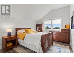 3 - 10038 OXBOW DRIVE - 37