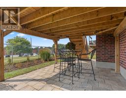 3 - 10038 OXBOW DRIVE - 44