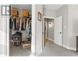 18 MUIRFIELD DRIVE - 13