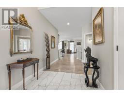 18 MUIRFIELD DRIVE - 5
