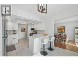 17 - 405 EVERGLADE CRESCENT - 16