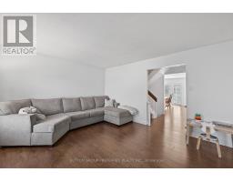 17 - 405 EVERGLADE CRESCENT - 29