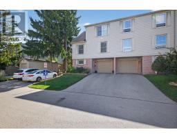 17 - 405 EVERGLADE CRESCENT - 3
