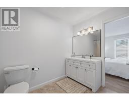 17 - 405 EVERGLADE CRESCENT - 40