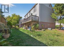 17 - 405 EVERGLADE CRESCENT - 45
