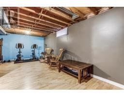 557 WELLINGTON STREET - 15
