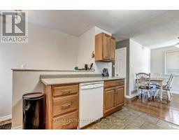 557 WELLINGTON STREET - 9
