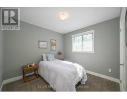 8 DEERFIELD COURT - 25