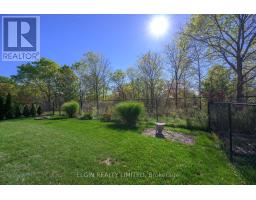 8 DEERFIELD COURT - 44