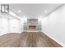 39 - 30 CLARENDON CRESCENT - 21