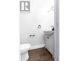 39 - 30 CLARENDON CRESCENT - 5