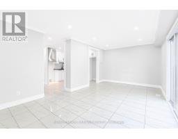 39 - 30 CLARENDON CRESCENT - 7