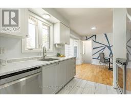 76 FITZROY PLACE - 4