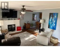 63 HAWKESBURY AVENUE - 14