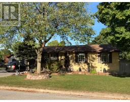 63 HAWKESBURY AVENUE - 4