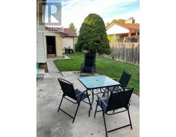 63 HAWKESBURY AVENUE - 44