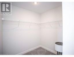 37 - 2700 BUROAK DRIVE - 19