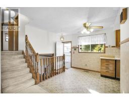 4 CORINTH COURT - 10