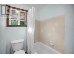 4 CORINTH COURT - 15