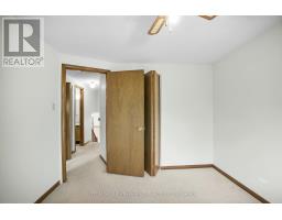 4 CORINTH COURT - 21