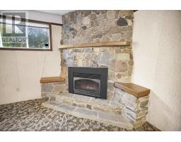 4 CORINTH COURT - 23