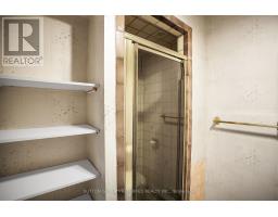 4 CORINTH COURT - 26