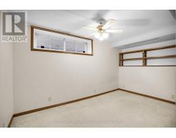4 CORINTH COURT - 27