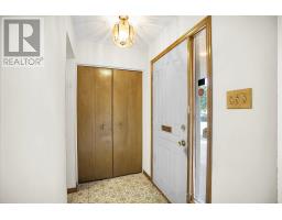 4 CORINTH COURT - 6