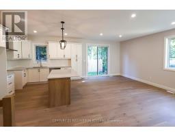 22 - 430 HEAD STREET N - 17