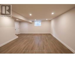 22 - 430 HEAD STREET N - 33