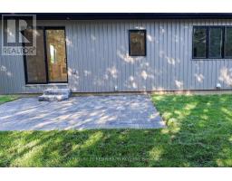 22 - 430 HEAD STREET N - 7