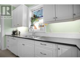 317 SIMCOE STREET - 19