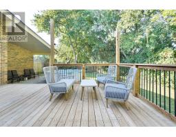 41 QUEEN ANNE CIRCLE - 30