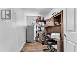 2583 KELLY ROAD - 12