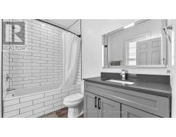 2583 KELLY ROAD - 17