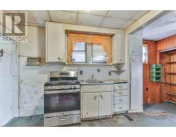 41 DUCHESS AVENUE - 11