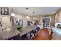 138 GUILDFORD CRESCENT - 10