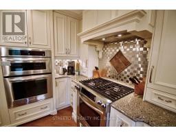138 GUILDFORD CRESCENT - 12