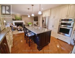 138 GUILDFORD CRESCENT - 14