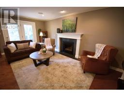 138 GUILDFORD CRESCENT - 16