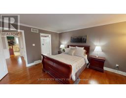 138 GUILDFORD CRESCENT - 20