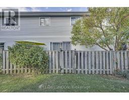 82 - 120 CENTRE STREET - 34