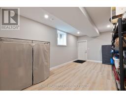 8865 IONA ROAD - 32